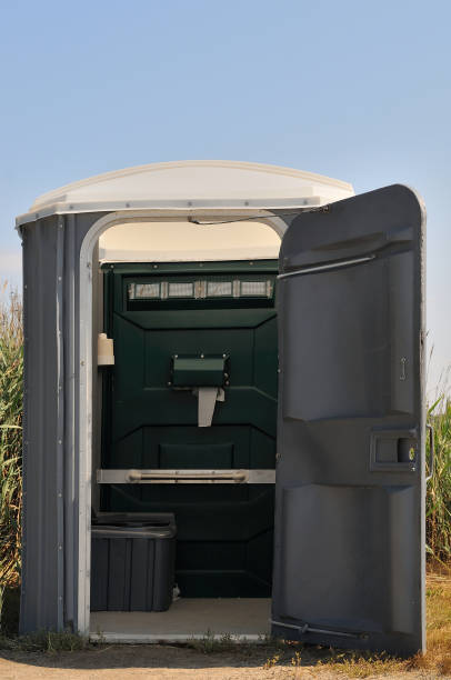 Portable Toilet Options We Offer in Center Point, AL